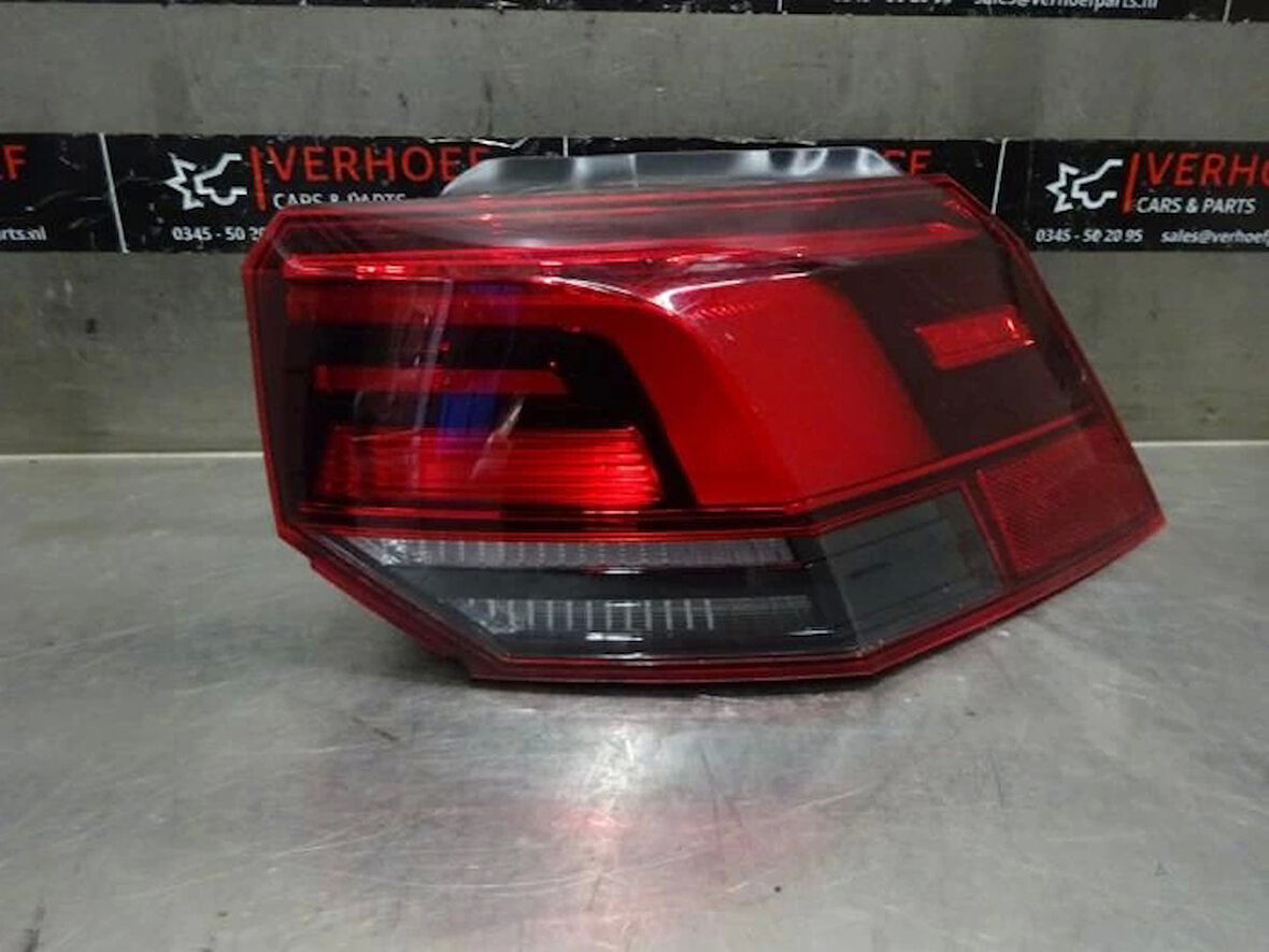 Stop Lambası Sağ Dış Vw Golf8 Bm 20- (Oem No: 5H0945096B)
