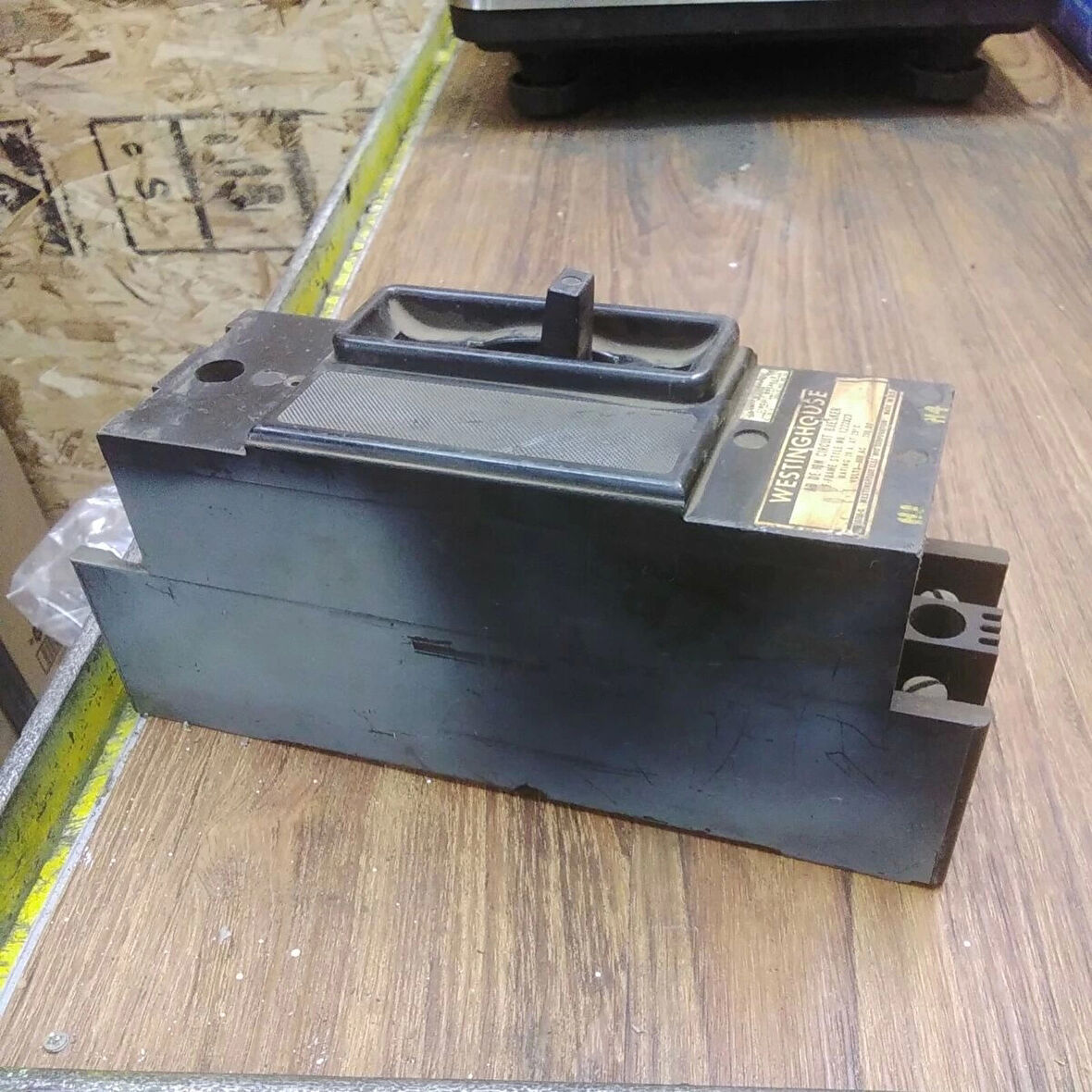 Stop Lambası Sol Opel Vectra A Bm 93-95 (Oem No: 1222023)