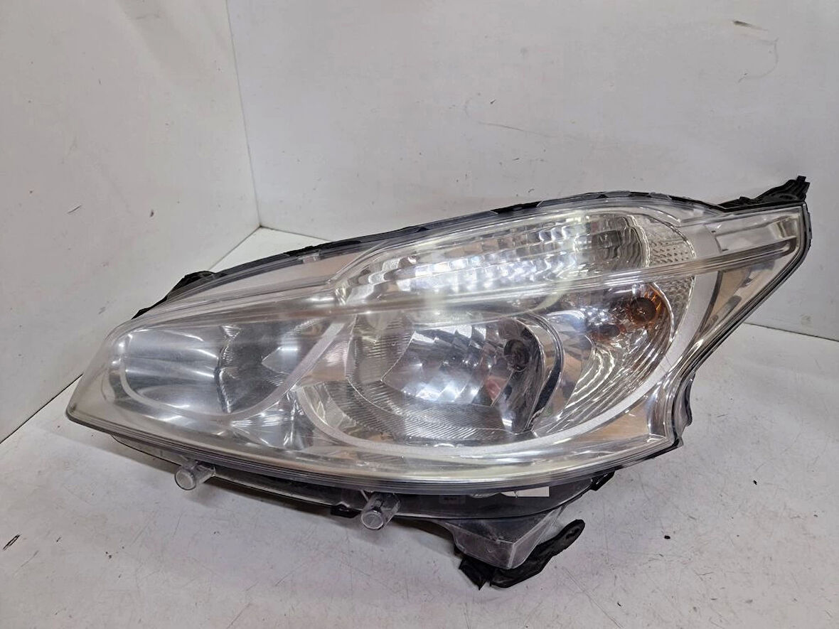 Far Sol Elektrıklı Psa 208 B.M 2012- (Oem No: 9802221880)