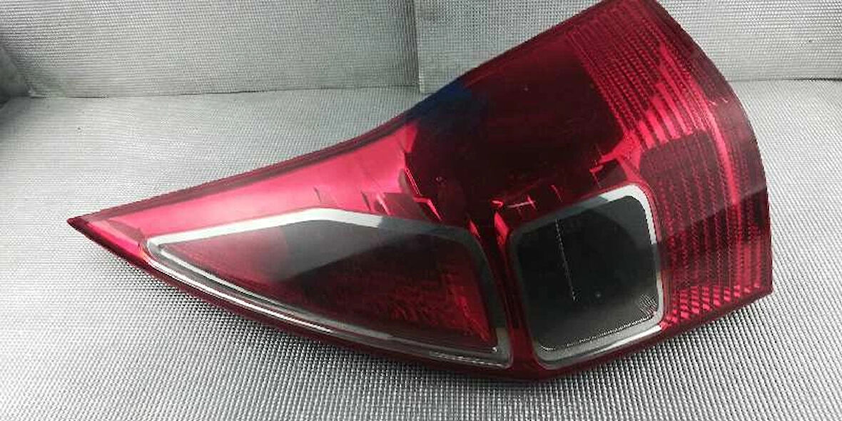 Stop Lambası Sağ Sw Renault Megane Iı Sw Bm 06- (Oem No: 8200417351)