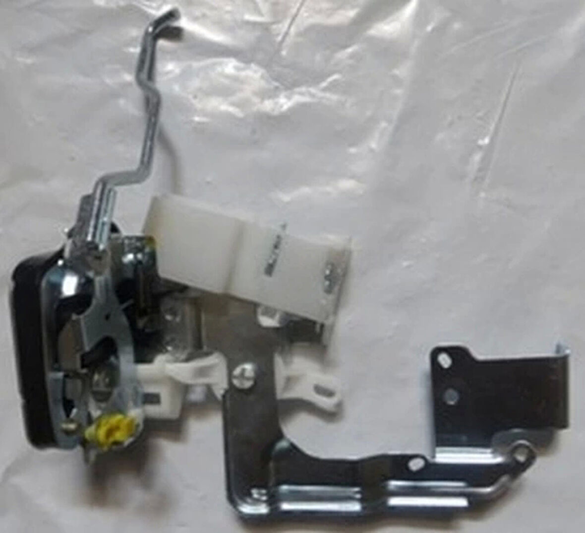 2006-2012 Mitsubishi Canter Fuso Ön Kapı Kilidi Sağ (Fe711-839-859E-859G) (Hushan) (Adet) (Oem No:Mk434982)