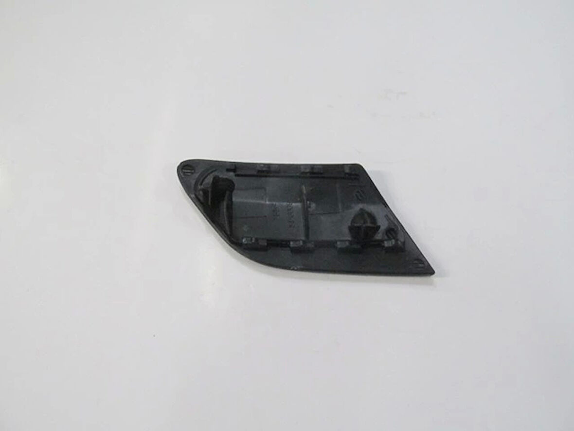 Volkswagen Golf- 5- 05/09; Ön Tampon Bandı Sol (Far Yıkama Kapağı) Gtı Siyah (Tw) (Oem No: 1K5955109Agru)