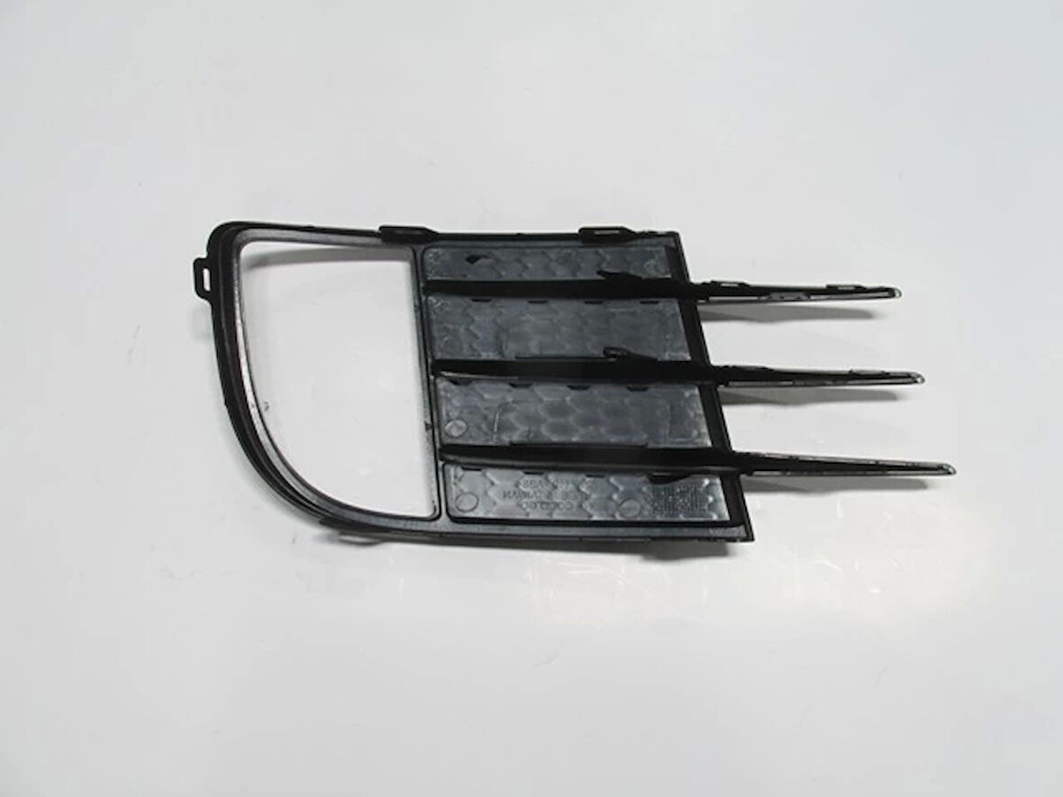 Volkswagen Golf- 6- 09/12; Sis Lamba Kapağı Sol (Gtı) (Tw) (Oem No: 5K0853665C9B9)