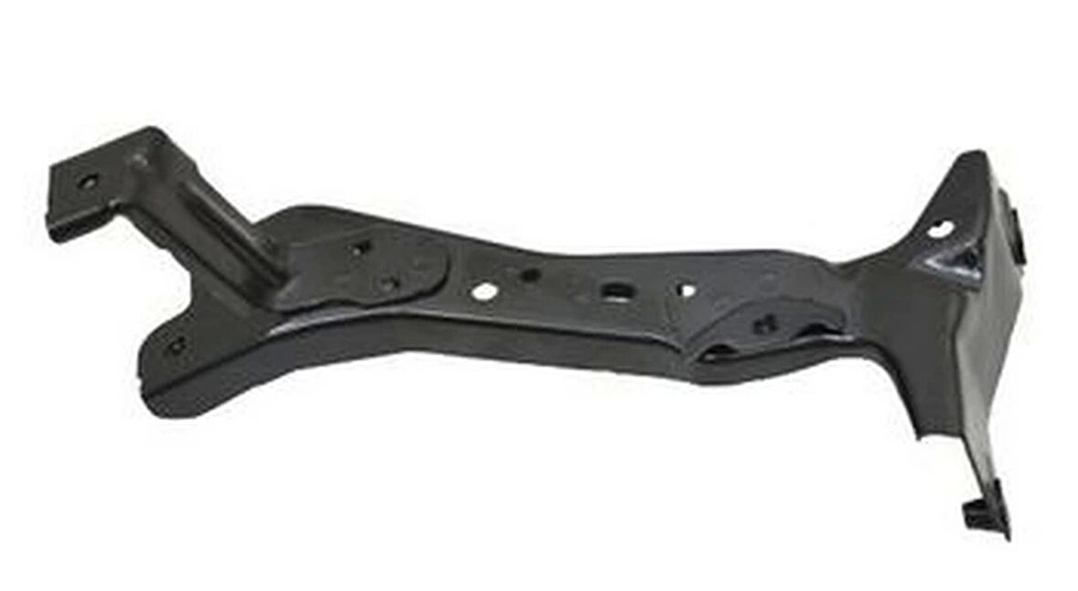 2013-2016 Audi A3 Sdhbsb Ön Çamurluk Braketi Sağ (Tw) (Adet) (Oem No:8V0821136C)