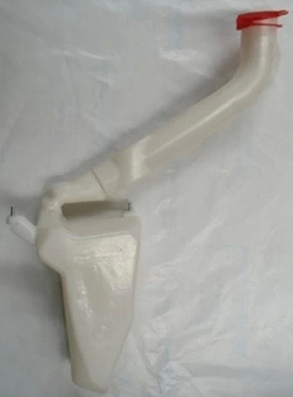 2012-2017 Seat İbiza Ön Cam Su Bidonu-Deposu Motorsuz (Bfn) (Adet) (Oem No:6Q0955453N)