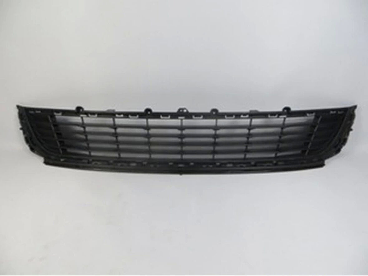 2012-2013 Renault Megane Iıı Hb Ön Tampon Panjuru (Tyg) (Oem No:622543916R)