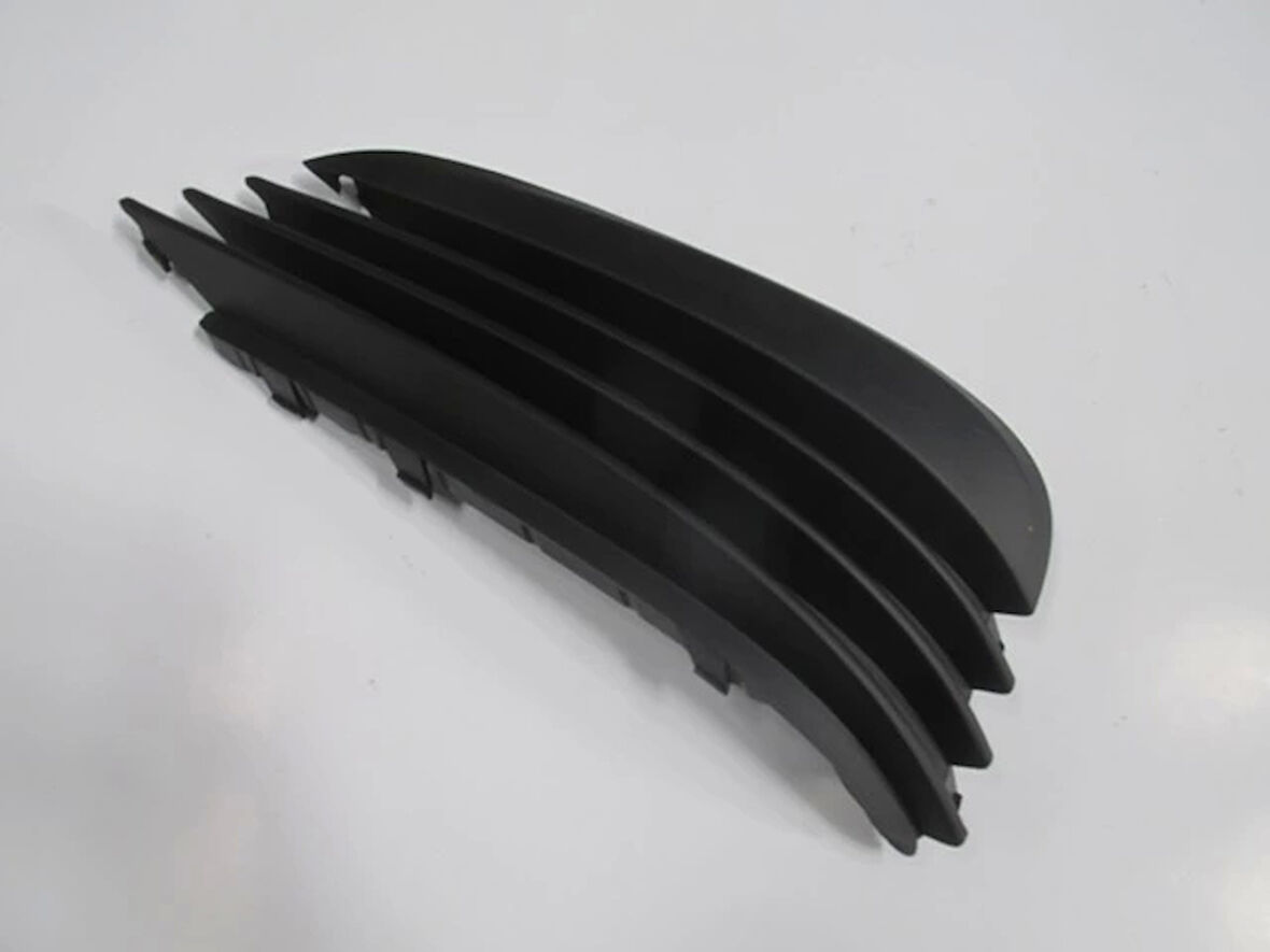 Opel Vectra- 06/09; Sis Lamba Kapağı Sol Sis Deliksiz Siyah (Tw) (Oem No: 6400601)