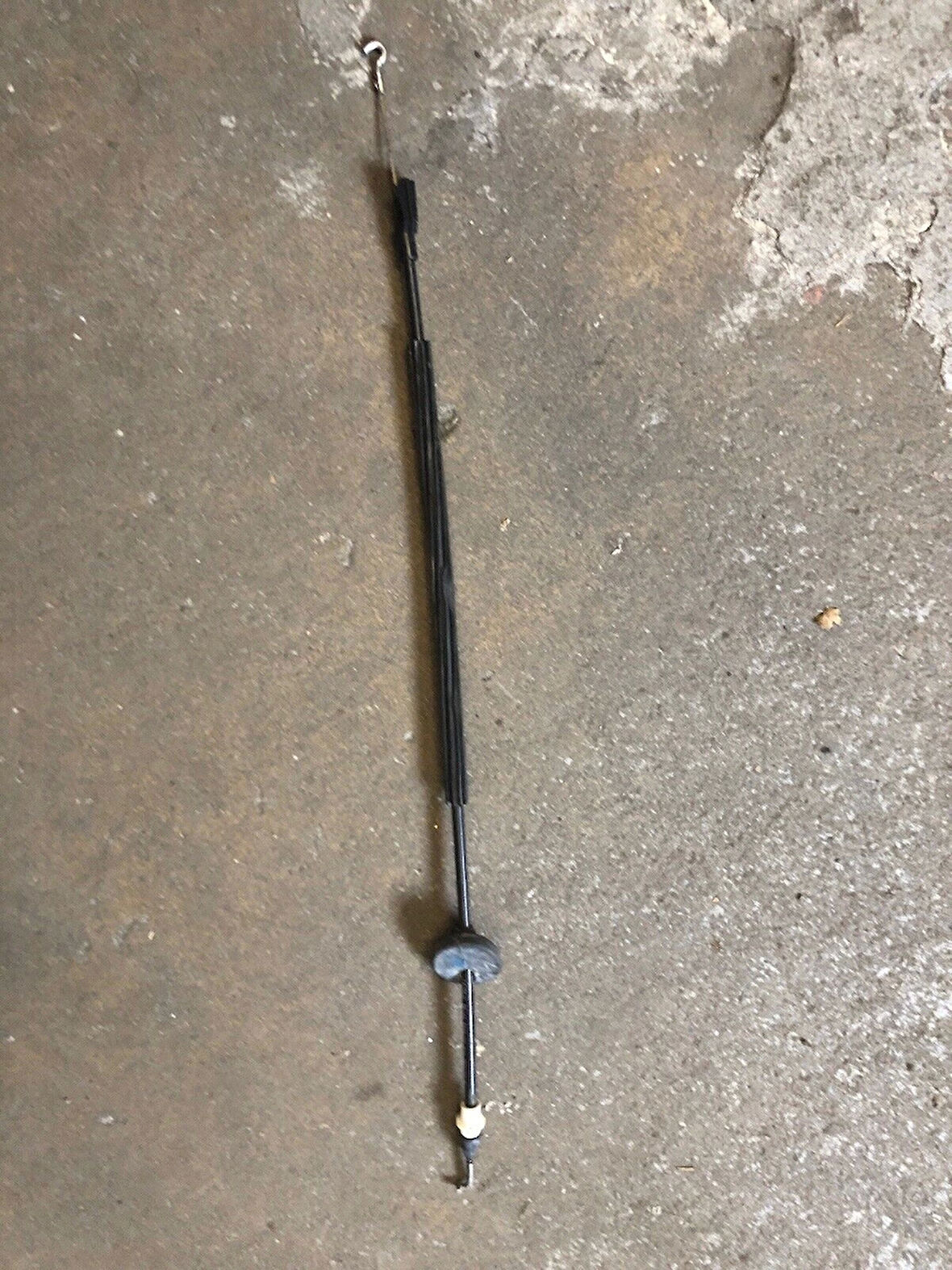 Kapı İç Açma Teli Golf Vjetta Ön Sol 06- None (Oem No: Vw-1K4837085B)