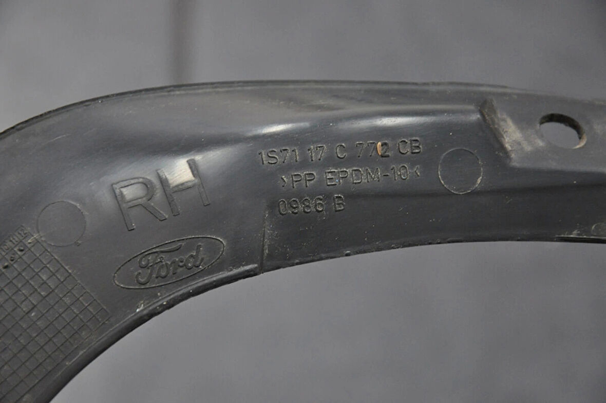 Arka Tampon Baglantı Braketi Sağ Stw Ford Mondeo Bm 01- (Oem No: 1S71 17C772 Cb)