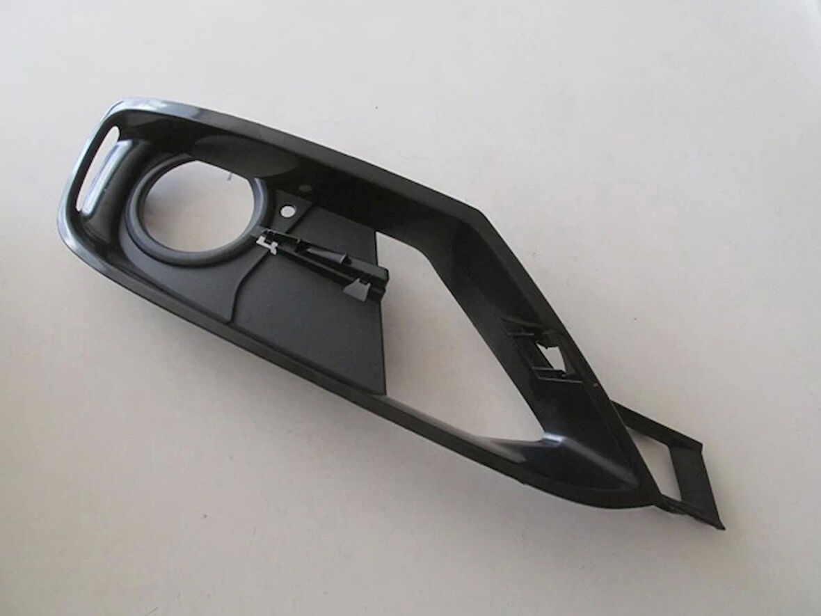 Bmw 3 Serı- F30- 12/14; Sis Lamba Kapağı Sağ Sis Delikli (Sport Lıne) (Tw) (Oem No: 51117300740)