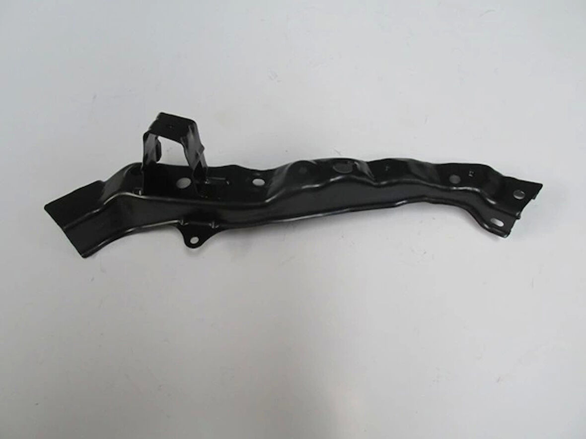 Toyota Aurıs- 07/10; Ön Panel Üst Parça Sol (Tyg) (Oem No: 53203-02040)