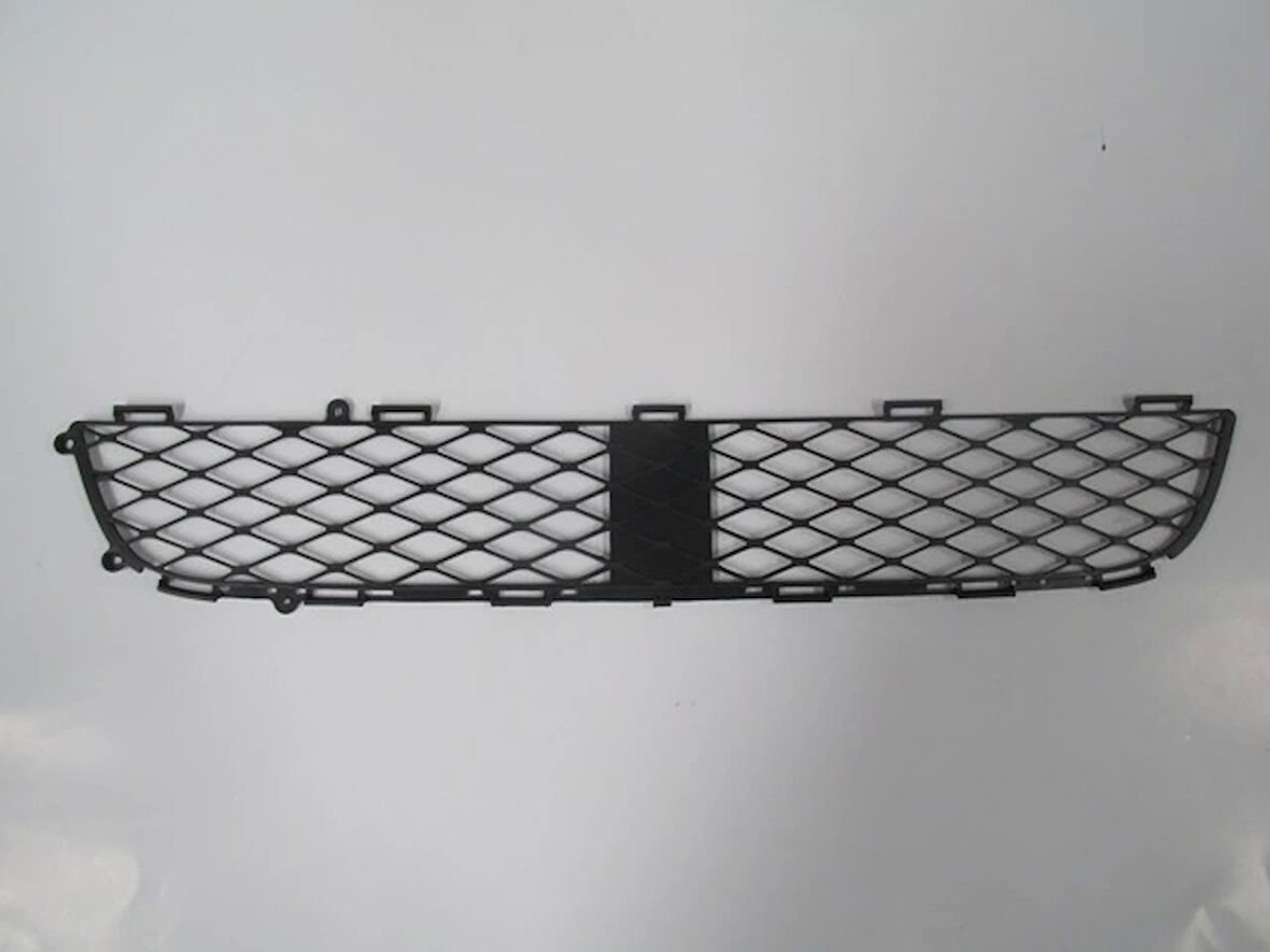 Toyota Yarıs- 02/06; Ön Tampon Panjuru Siyah (Damla Gözlü) (Eurobump) (Oem No: 53112-0D020)
