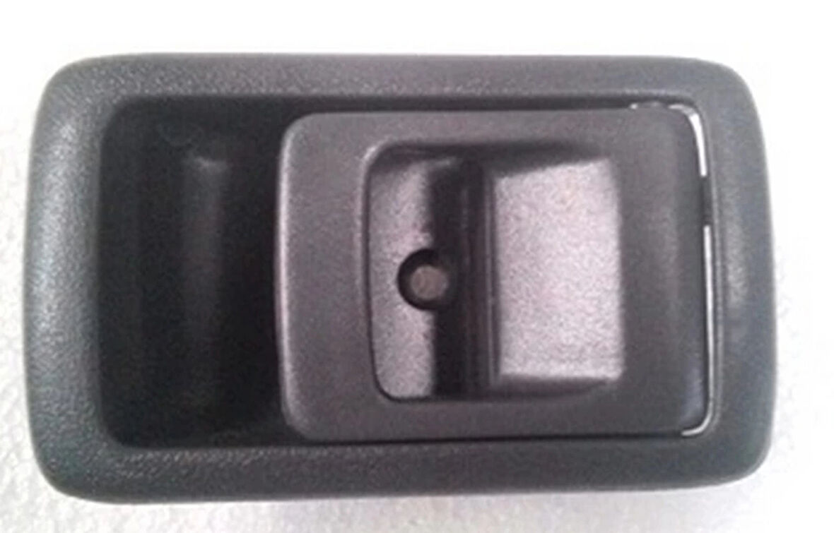 1998-2001 Toyota Hilux Pıck Up Ln145- Arka Kapı İç Açma Kolu Sağ Siyah  (Adet) (Oem No:6920532020G)