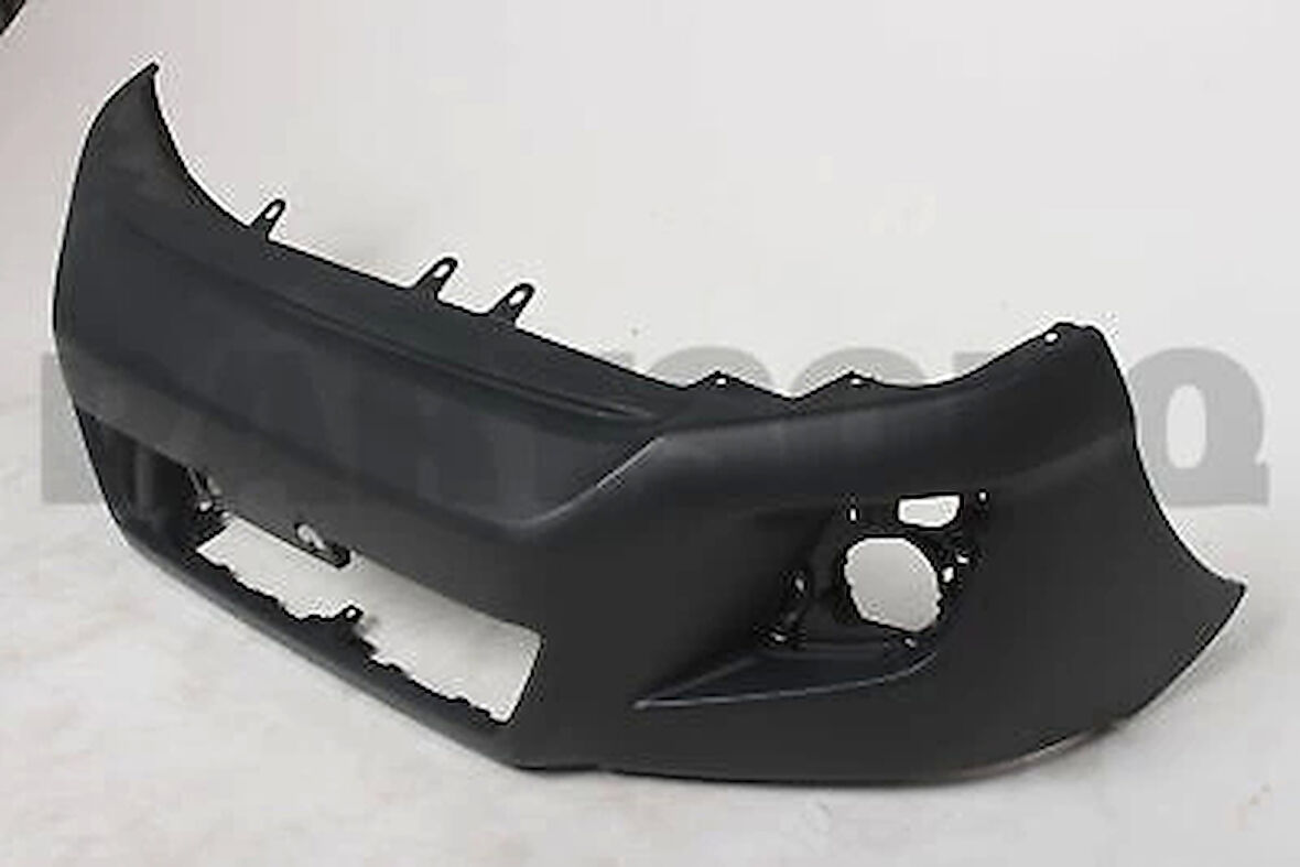 Toyota Hılux- Pıck Up- 15/19; Ön Tampon Siyah/Panjurlu/Sis Delikli(Çamurluğu Çıkıntılı Tip İçin)My) (Oem No: 52119-0K840)