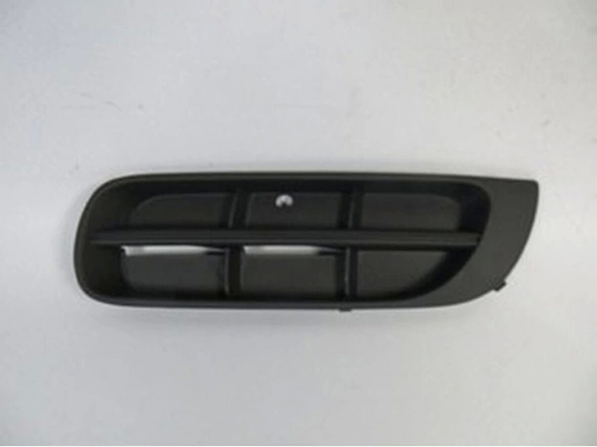 2007-2010 Skoda Fabia Sis Lamba Kapağı Sol Siyah (Sis Deliksiz) (Bfn) (Adet) (Oem No:5J08073679B9)
