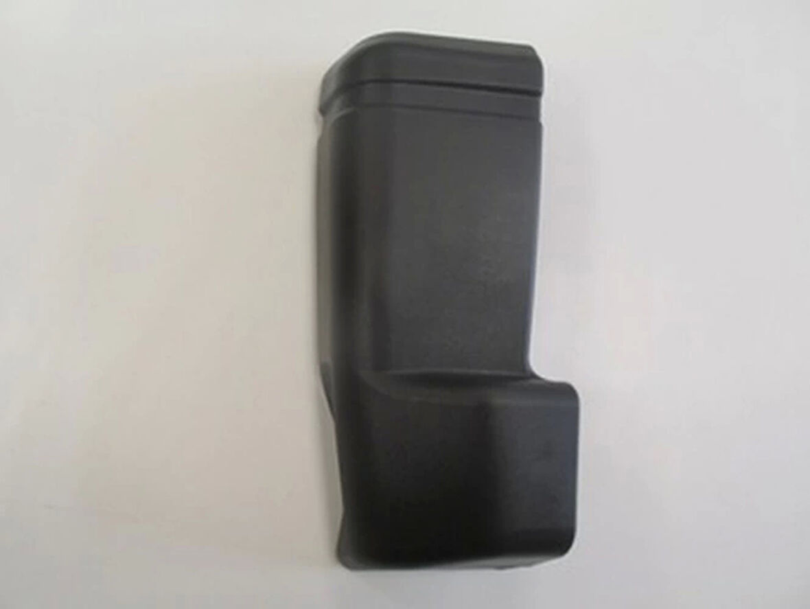 1988-2009 Mitsubishi L300 Minibüs Arka Tampon Ucu Sol (Plastik) (Reflektör Deliksiz) (Bfn) (Adet) (Oem No:Mb701739)