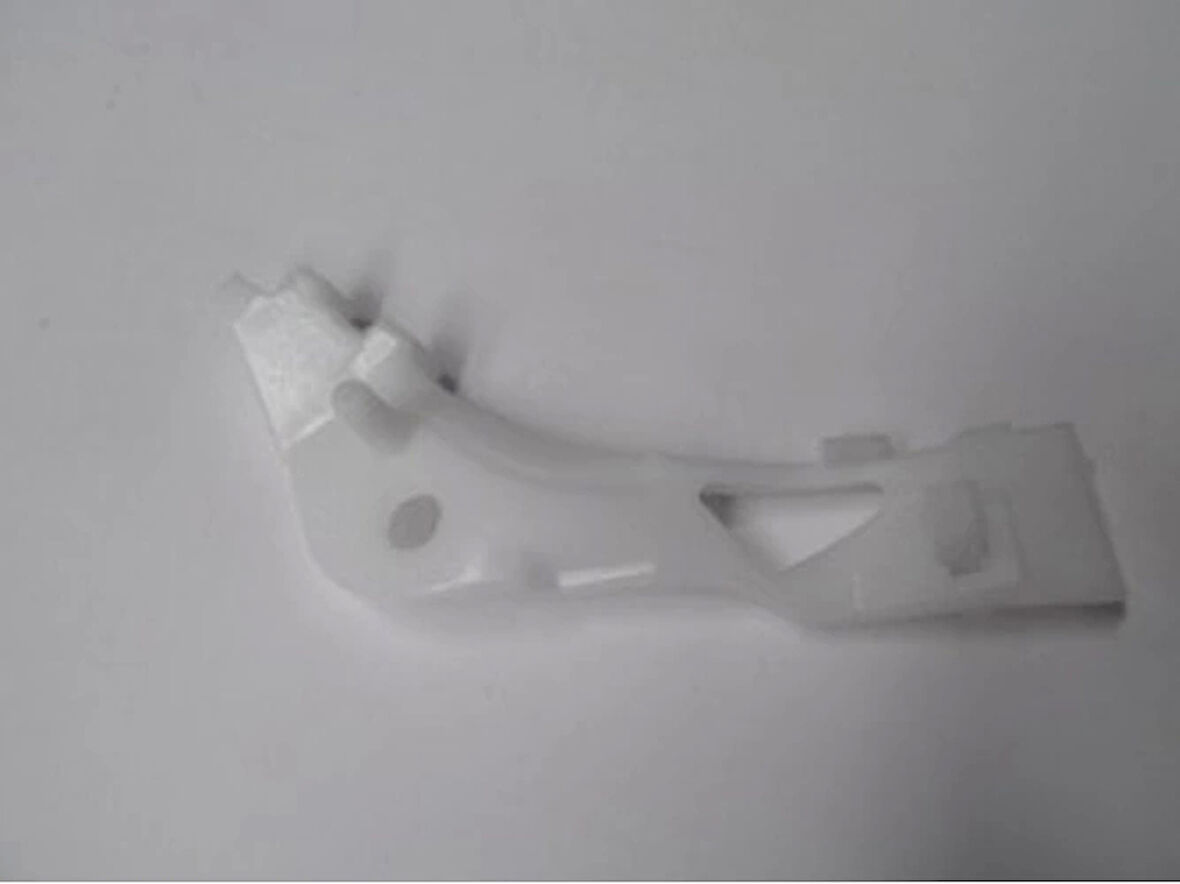 2003-2006 Mazda 6 Sd Ön Tampon Bağlantı Braketi Sağ Plastik (Bfn) (Adet) (Oem No:Gj6A50E11C)