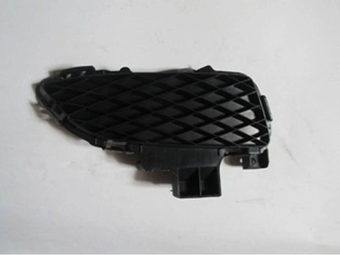 2003-2006 Mazda 3 Sd Sis Lamba Kapağı Sağ (Fpı) (Adet) (Oem No:Bn8V50C11)