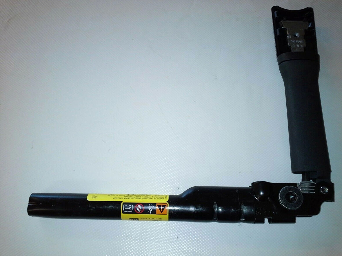 Ön Emnıyet Kemer Aktıf Gergı : L Opel Astra K Bm 16- (Oem No: 39136482)