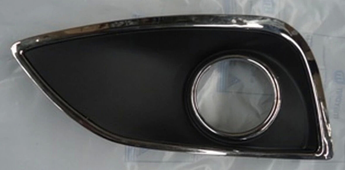 2010-2015 Hyundai İx35 Sis Lamba Kapağı Sol Siyah (Nikelaj Kaplamalı) (Bfn) (Adet) (Oem No:865852Y000)