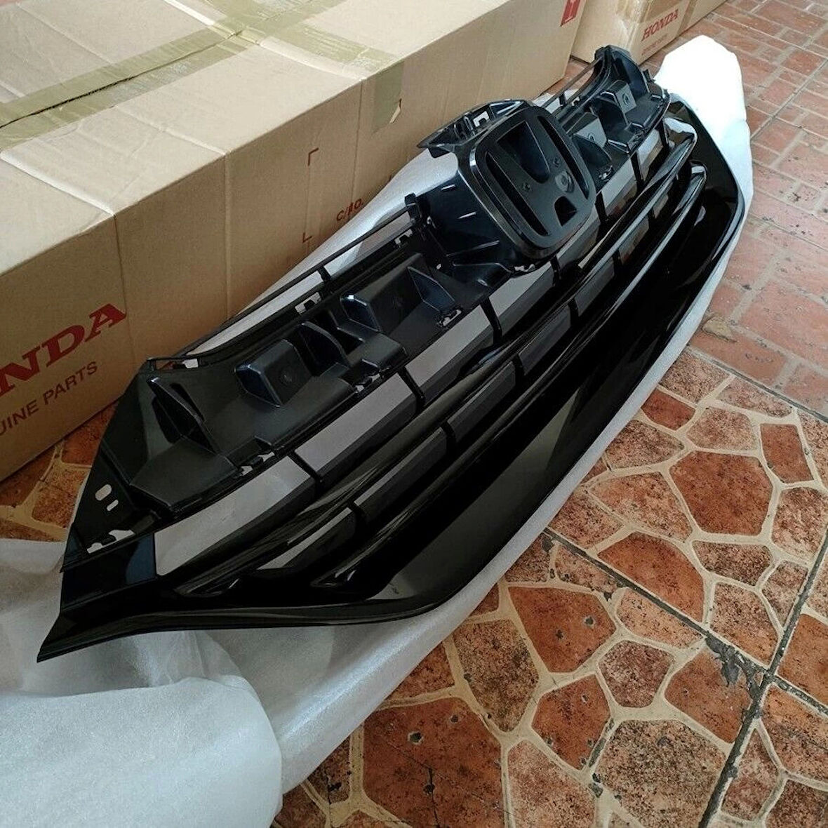 Panjur Crv 2017 2019 None (Oem No: 71121-Tme-T00)