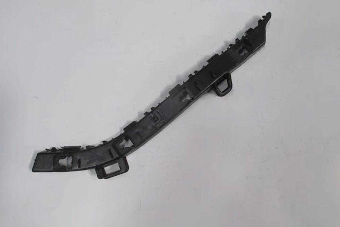 Kıa Cerato- 16/18; Arka Tampon Bağlantı Braketi Sol Plastik (Fpı) (Oem No: 86613-A7000)