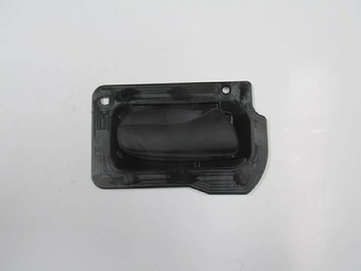 1996-1999 Opel Vectra B Ön Kapı İç Açma Kolu Sağ Siyah (Hushan) (Adet) (Oem No:136680)