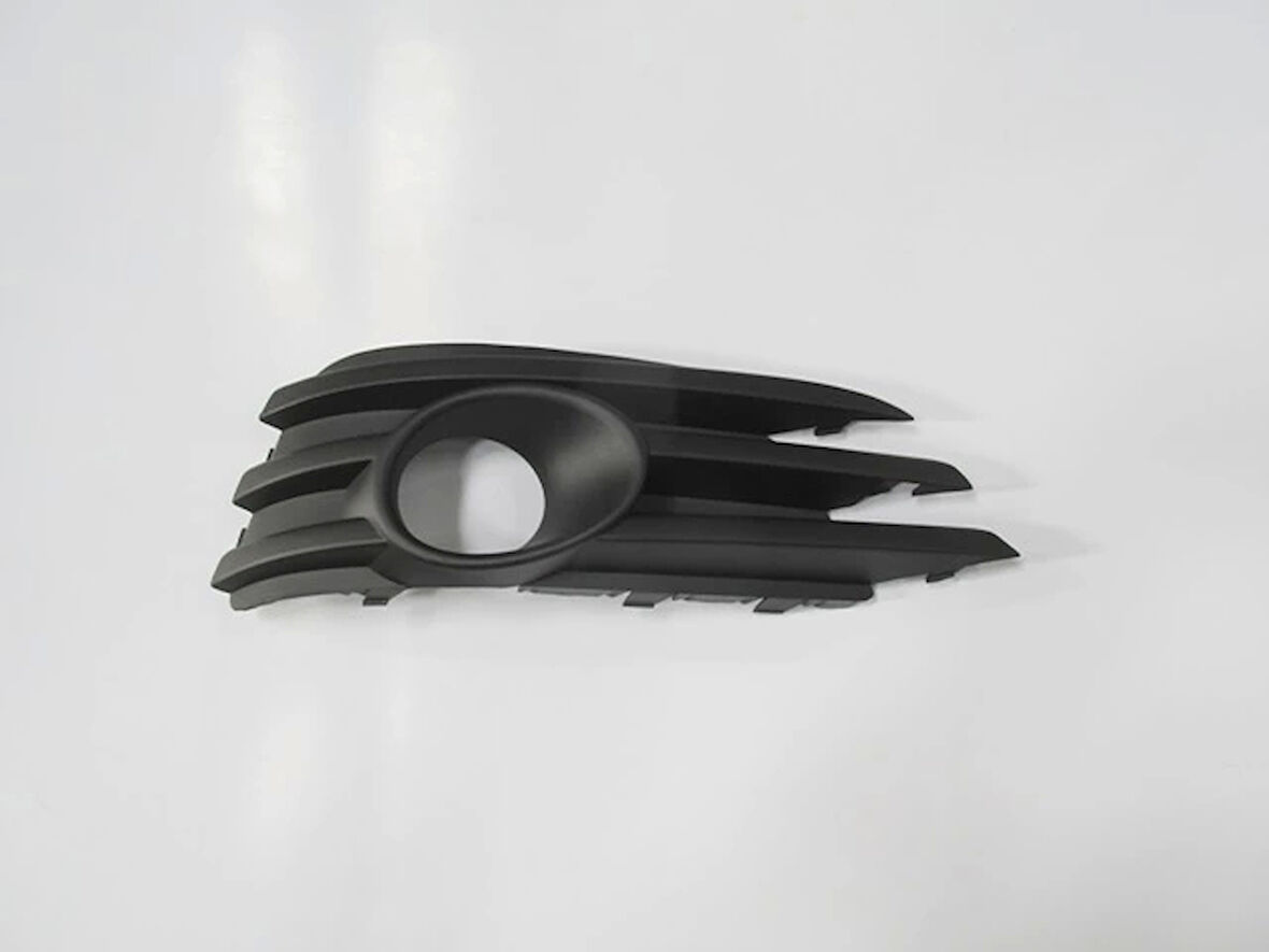 Opel Vectra- 06/09; Sis Lamba Kapağı Sağ Sis Delikli (Tw) (Oem No: 6400600)
