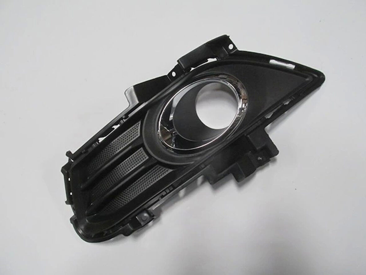 2015-2018 Ford Mondeo Sis Lamba Kapağı Sol Sis Delikli (Tw) (Oem No:1831125)