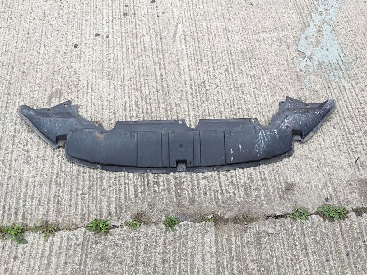 Ön Tampon Alt Deflektörü Ford Kuga Bm 08- (Oem No: 8V41 A8B384 Ac)