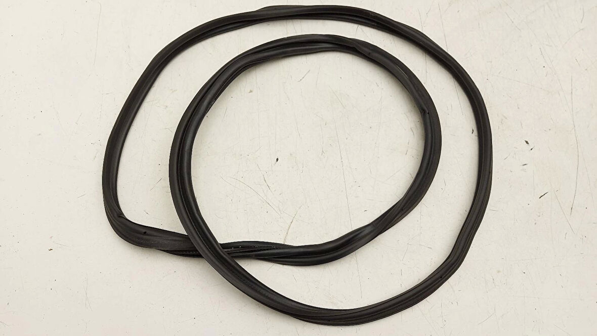 Bagaj Fıtılı C3 B618 Psa Peugeot 97-00 (Oem No: 9816402780)