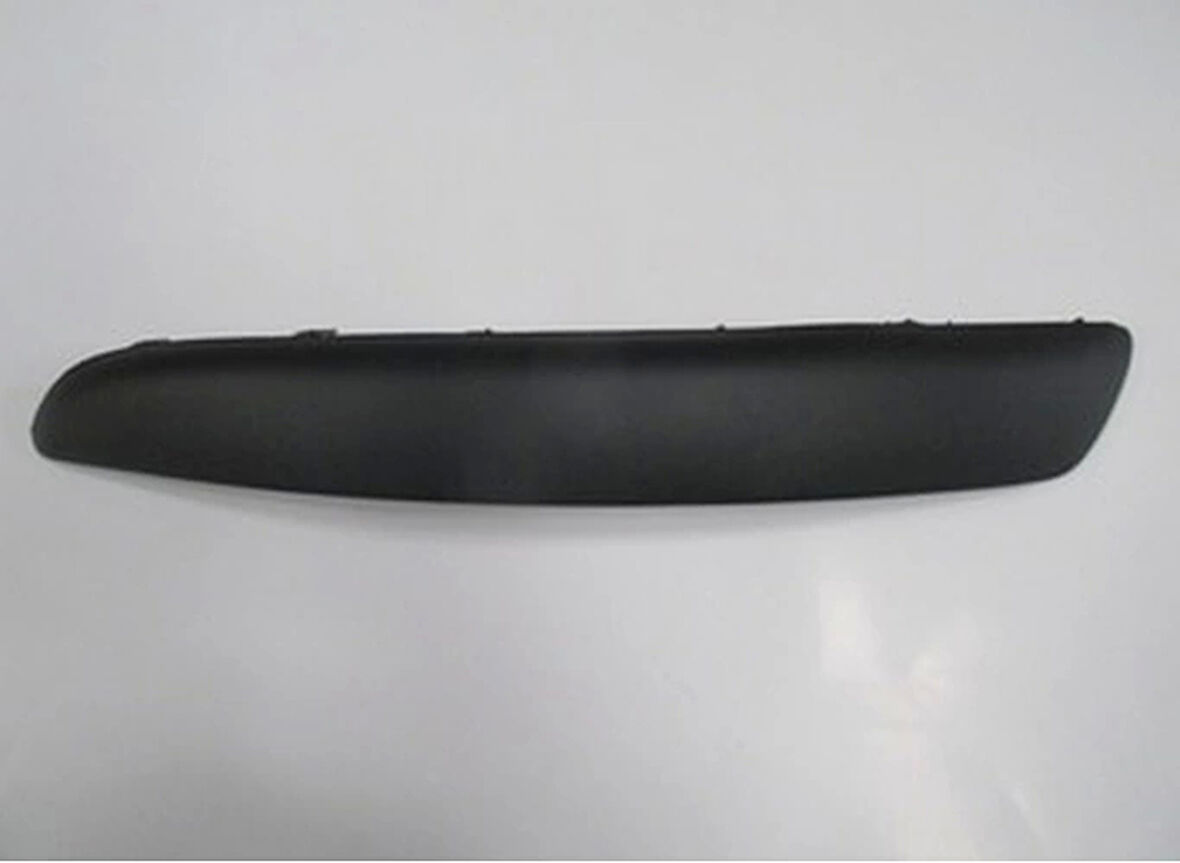 2001-2005 Peugeot 307 Ön Tampon Bandı Sol Siyah (Adet) (Oem No:7452P4)