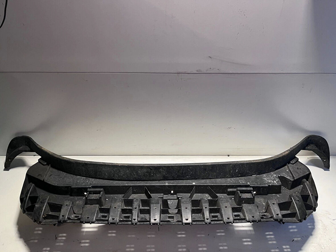 Ön Tampon Alt Deflektörü Ford Fıesta Bm 13- (Oem No: C1Bb 8B384 Ab)