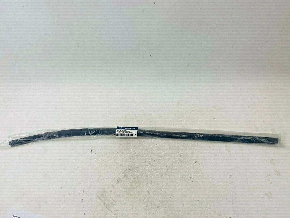Cam Sıyırıcı Elantra 11-13 Arka Kapı Dış Sol (Oem No: 83210-3X000)