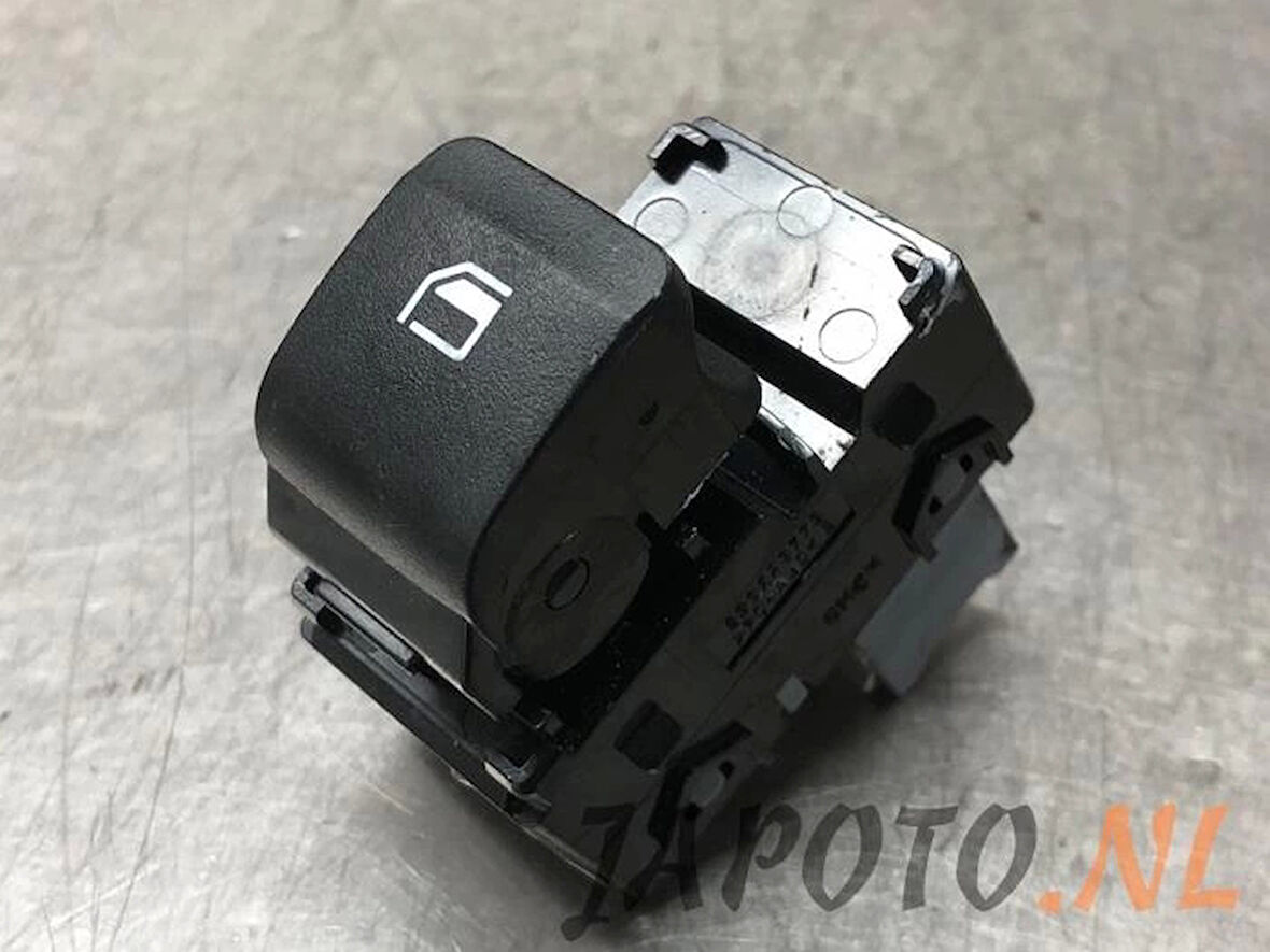 Düğme Cam Açma İ20 21Sonrası Sağ Ön / Arka Sağ Sol (Oem No: 93581-Q00004X)