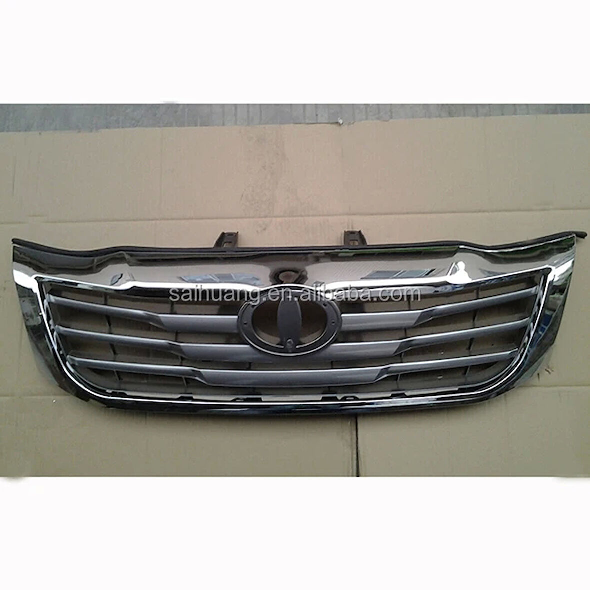 Panjur Hılux 06-08 D4D (Oem No: 53111-0K090)