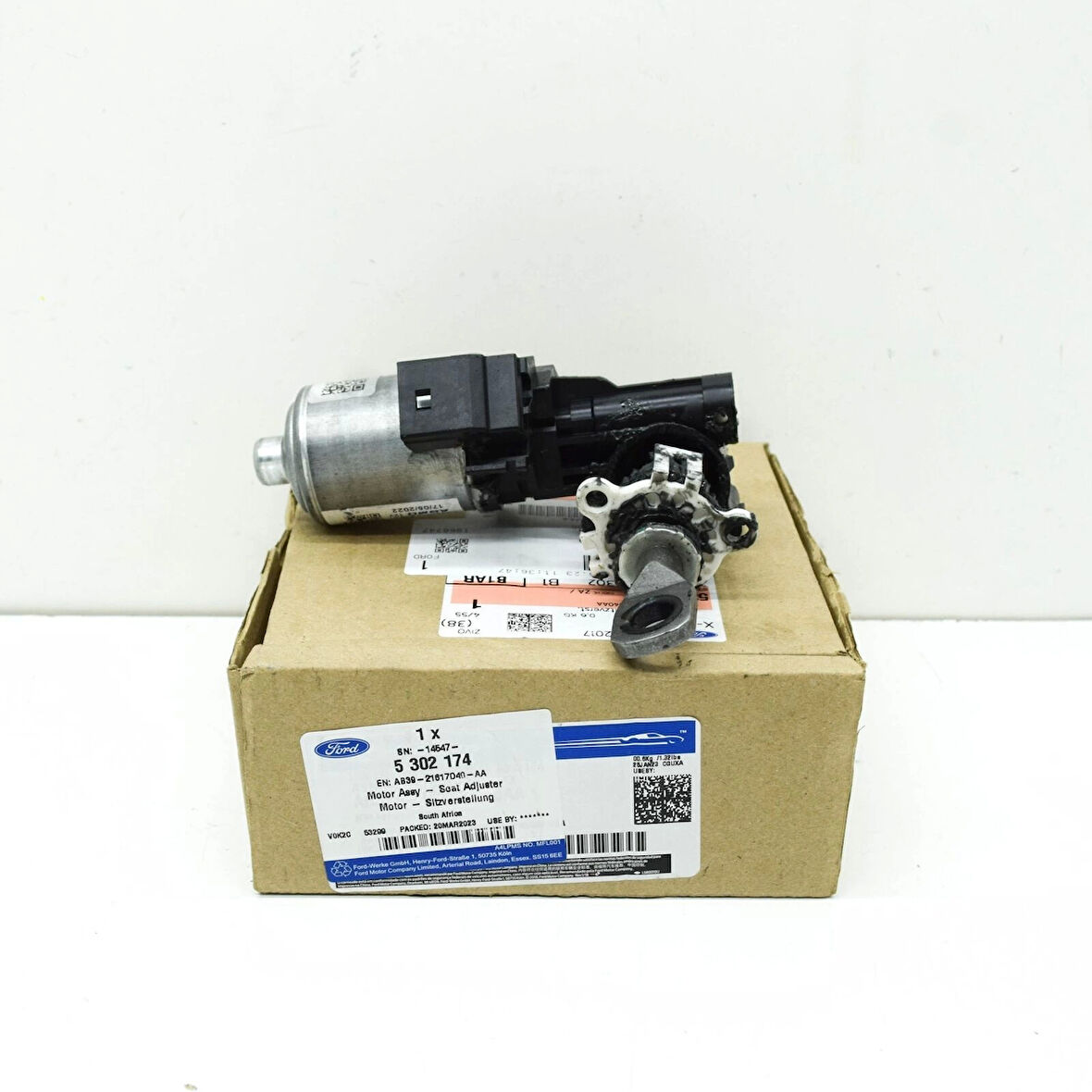 Çamurluk Davlumbazı Ranger 16-19 Ön Sağ (Oem No: Ab392116A562Ab)