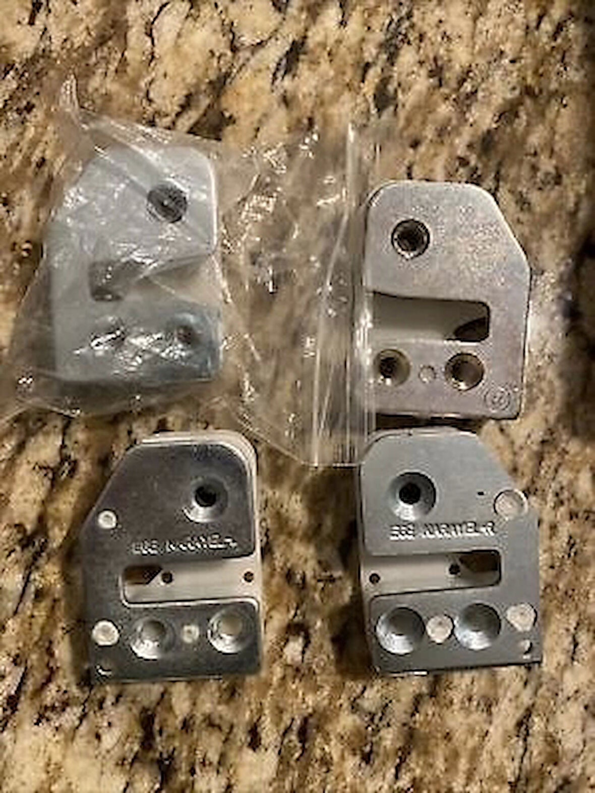 Kapı Kilit Karşılığı R9 / R11 Sol (Oem No: 7700756702)