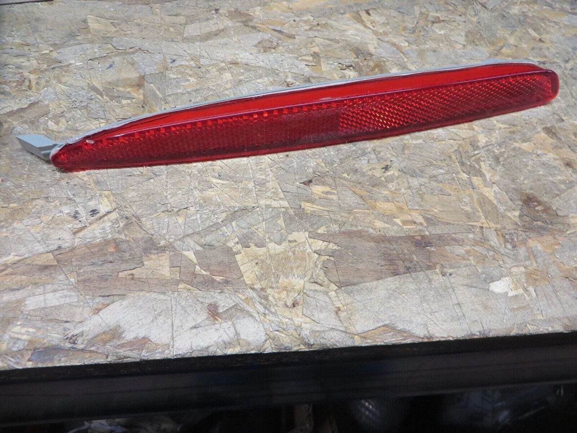 Reflektör Tampon Mazda 6 05-08 Arka Sol (Oem No: Gj6A-51-5L0A)