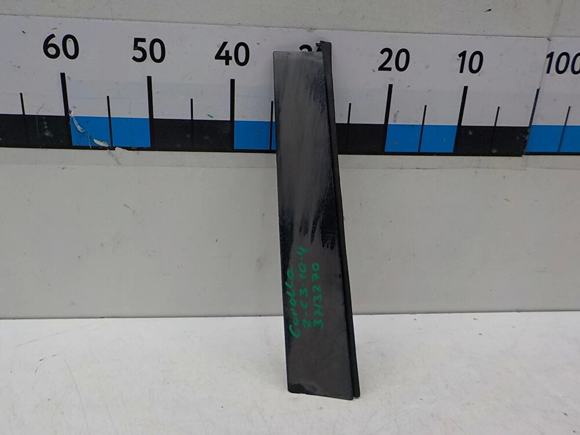 Cam Sıyırıcı Corolla 19-21 Arka Siyah Sağ (Oem No: 75730-02490)