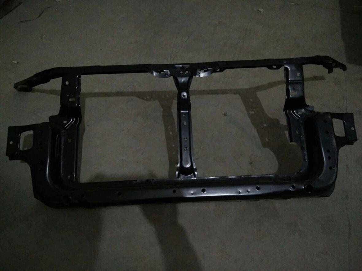 Panel Lancer 03-07 Ön Mıtsubıshı Lancer (Oem No: 1101Pnl2003070)