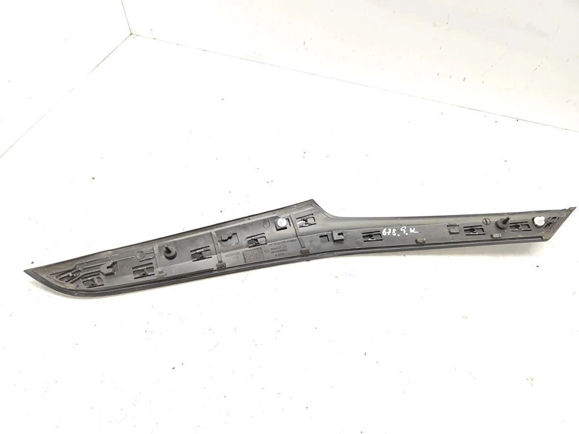 Arka Çamurluk Çıtası Ön Sağ Opel Corsa F Bm 20- (Oem No: 9829996680)