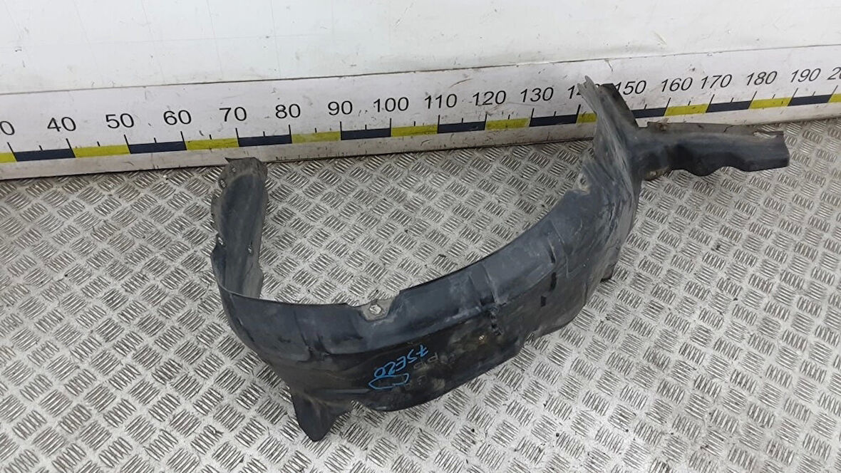 1992-1997 Mazda 626 Sdhb Ön Çamurluk Davlumbazı Sol (Lt-Fd6005) (Tw) (Adet) (Oem No:Ga5R56141D)