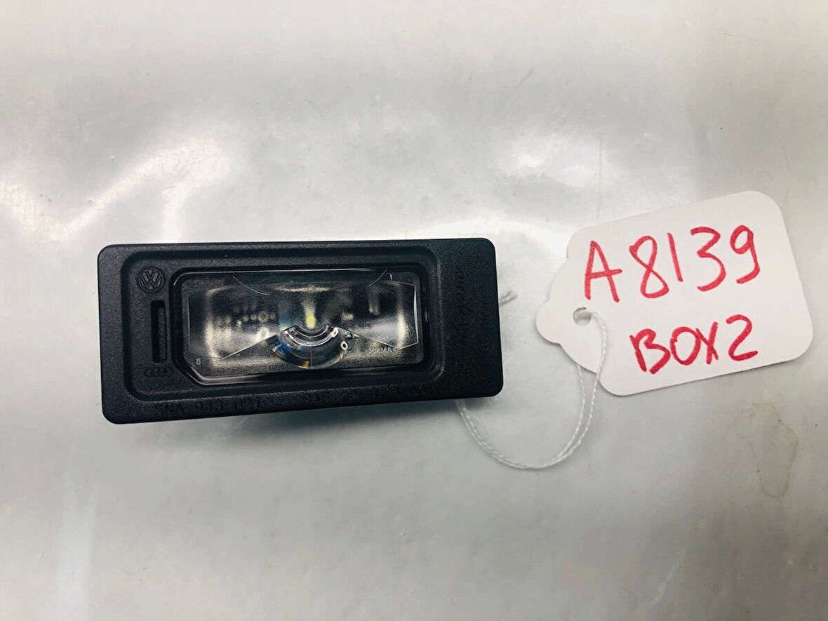 Plaka Lambası Vw Fabıa-Octavıa-Caddy-Tıguan-Karoq-Kodıaq Bm 16- (Oem No: 5Na943021)