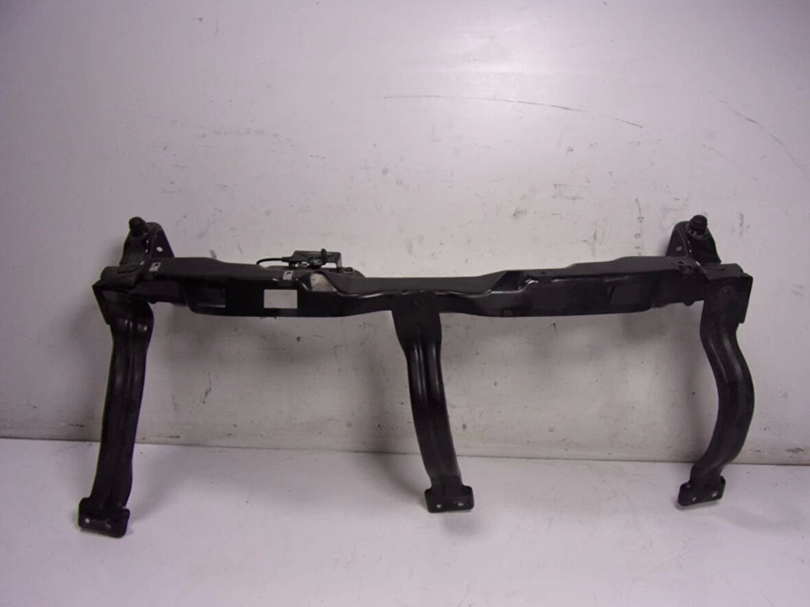 Ön Panel Üst Sacı C3 Csr Psa Peugeot 97-00 (Oem No: Yq00045480)