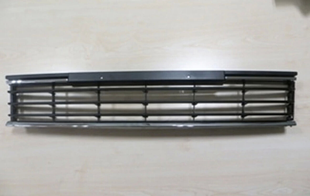 Tampon Izgarası Passat 2010-2015 (Çift Nikelaj Sisli) Orta (Oem No:3Aa853671B9B9) (Adet)