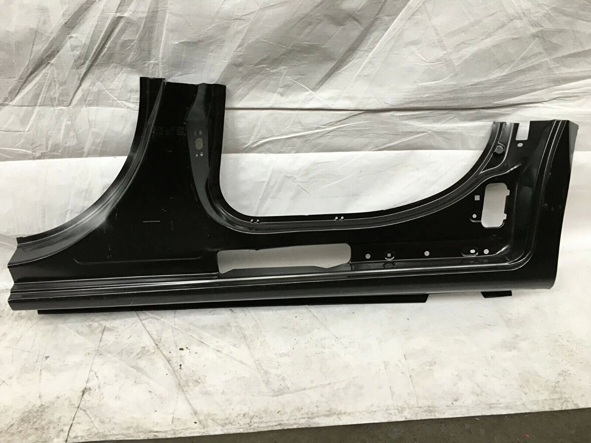 Marşpiyel  Sacı Sol Opel Combo E Bm 20- (Oem No: 9827672480)