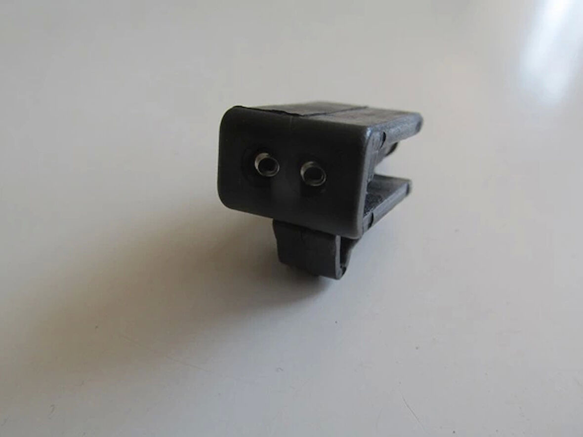 Renault Megane- 2- 03/09; Su Fiskiye Memesi (Oem No: 8200082347)