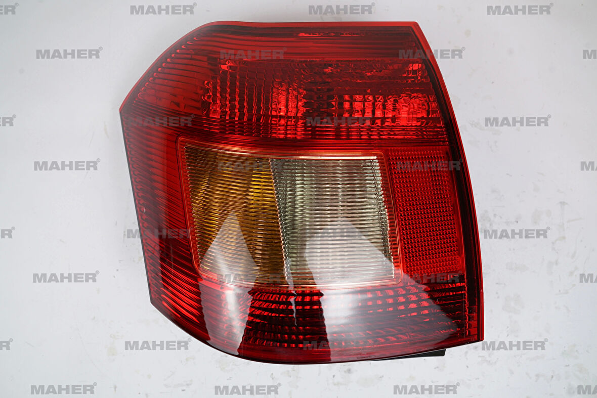 Stop Lambası Corolla 2002-2003 H.B Sağ (Oem No:8155102150)