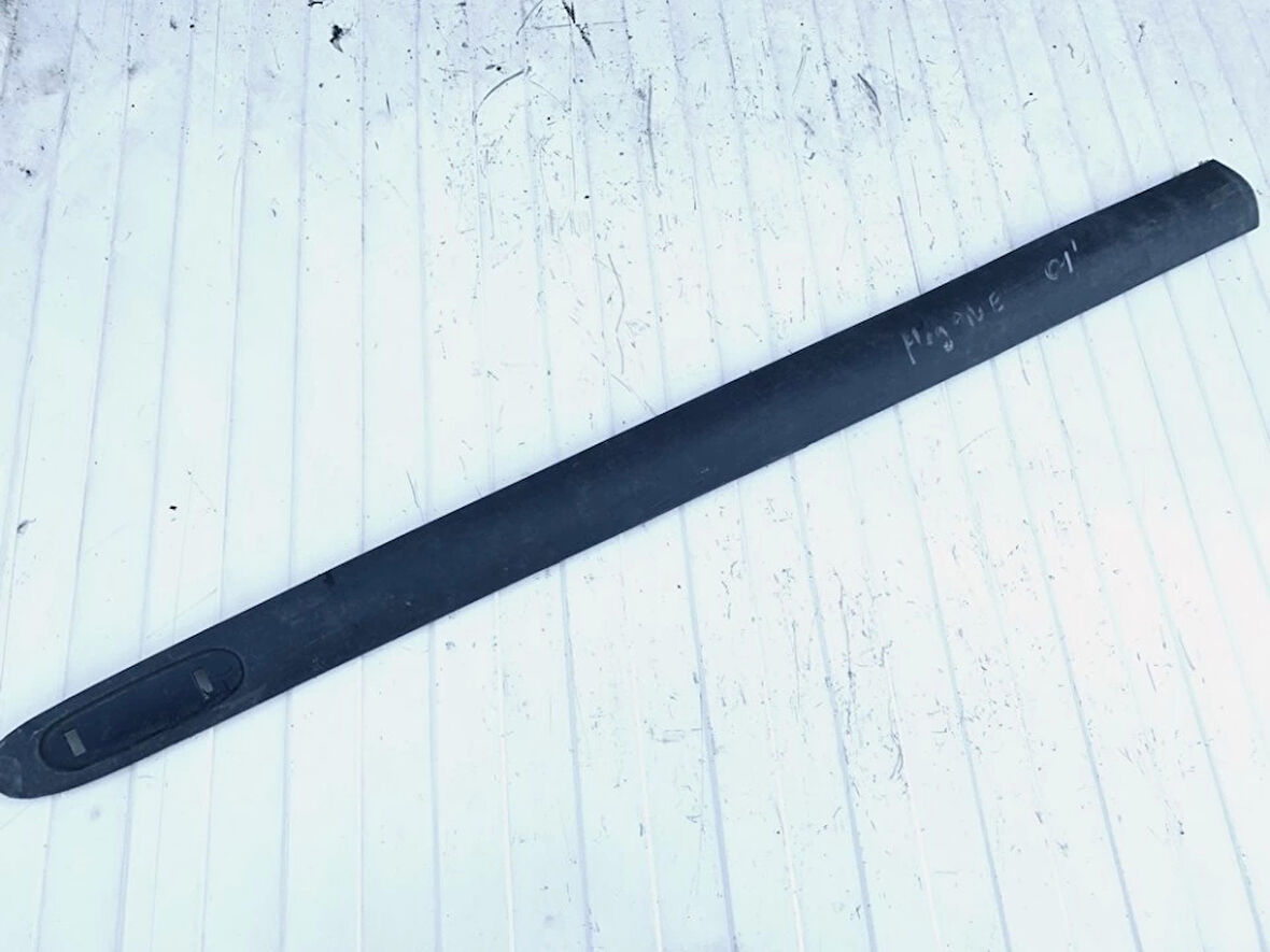 Renault Megane I 1996- Kapı Bandı Ön Sol Klıpslı (Oem No:7700430881)